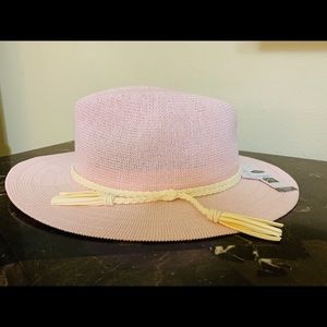 NWT-Time & Tru fedora hat